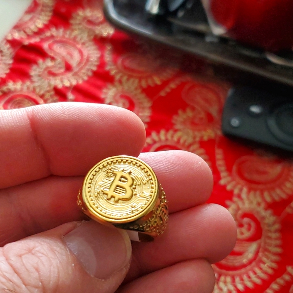 Bitcoin ring Gold plated beautiful quality 👌